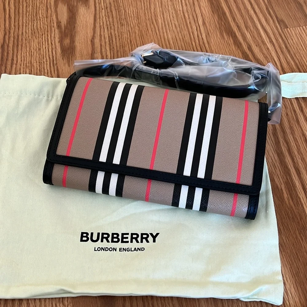 Burberry Hannah crossbody